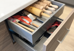 Basic kitchen drawer for utensils and small accessories